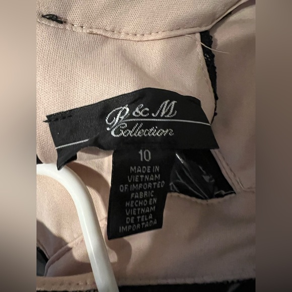 R&M Collections Black And Tan Lace Evening Gown Size: 10 - Picture 3 of 5